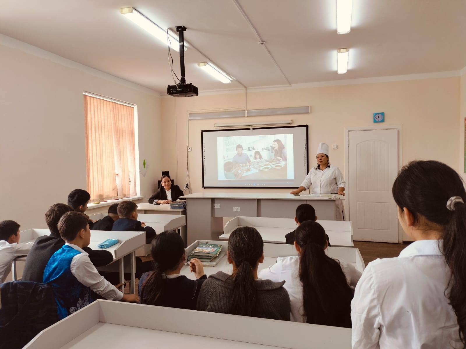 "Өмірге  салауатты  қадам".