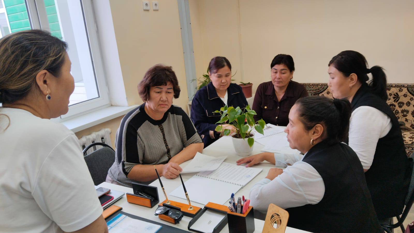 7 «Ә» және 8 «Ә» сыныптарында 2025 жылғы қазан айының 21-і күні зерттеу сабағы өткізіледі. А, В, С деңгейіндегі оқушылармен жүргізілетін жұмысты сарапшылар тобы бақылау жүргізеді.