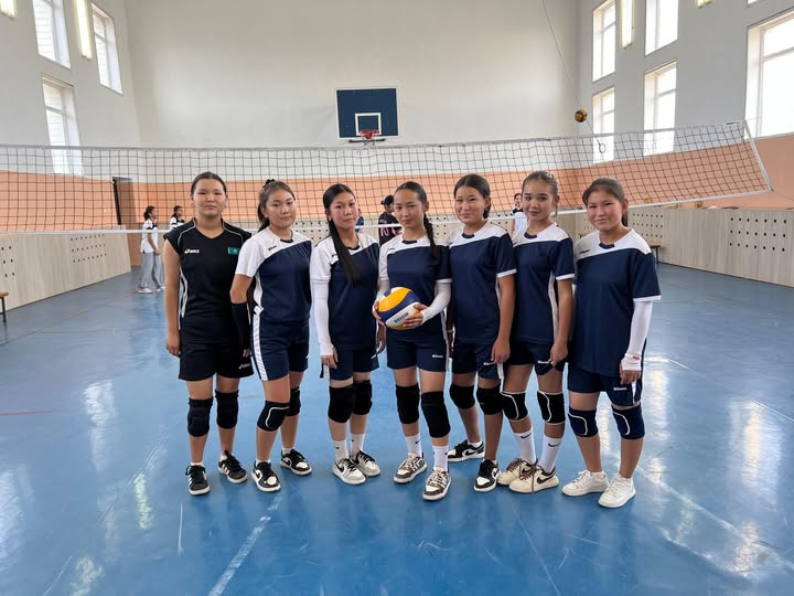 "Қазақстан Республикасының Тәуелсіздігіне 34 жыл" толуына орай, оқушылардың бос уақытын тиімді пайдалану мақсатында жасөспірімдер арасында волейболдан жарыс өткізілді.